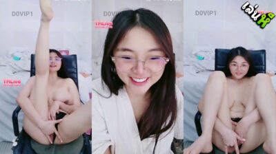 คลิปหลุด THLive สาวแว่นน่ารัก หน้าตาน่ารักจริงมานั่งแหวกหีติ้วหีโชว์ เสียงไทยชัด โคตรน่าจับเย็ดเลยคนนี้สวยจัด