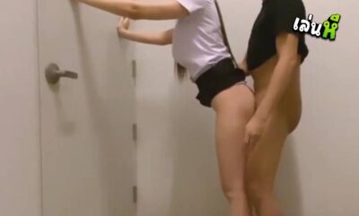 คลิปหลุดโอลี่แฟน สวิงกิ้ง น้องนุ่นเย็ดสวิงกิ้ง 3-1 noonn_28 สาวหมวย เจอสามหนุ่มรุมเย็ด ใส่ชุดคอสเพลย์ เจอผลัดกันเย็ดแตกใส่ปาก